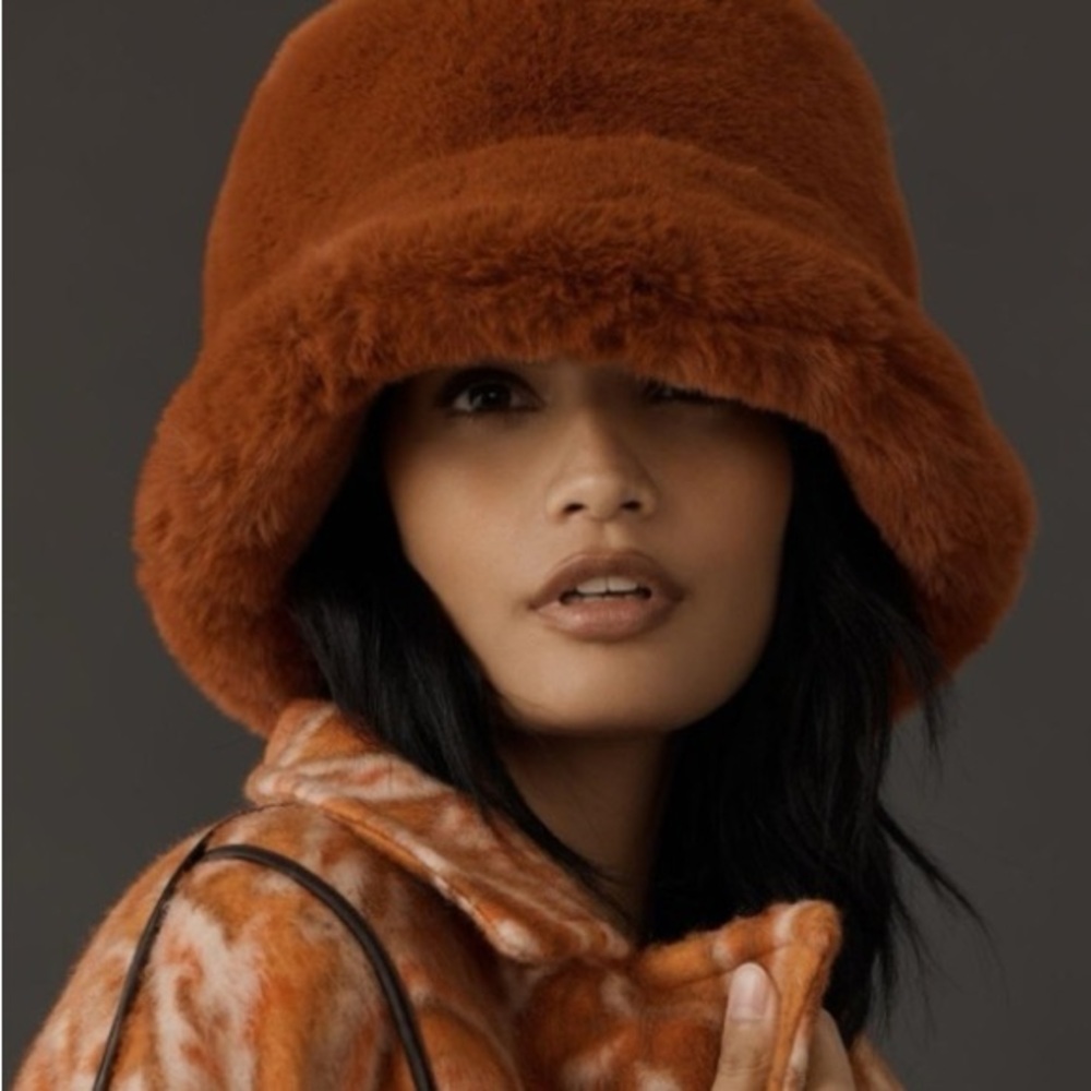 Anthropologie wide brim Plush faux fur Red maroon Bucket Hat